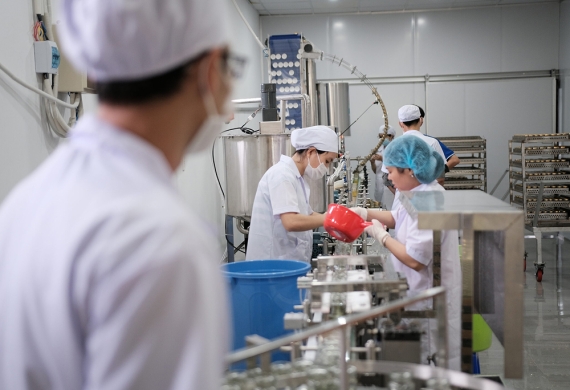 TRẢI QUA QUÁ TRÌNH CHẾ BIẾN, KIỂM ĐỊNH NGHIÊM NGẶT